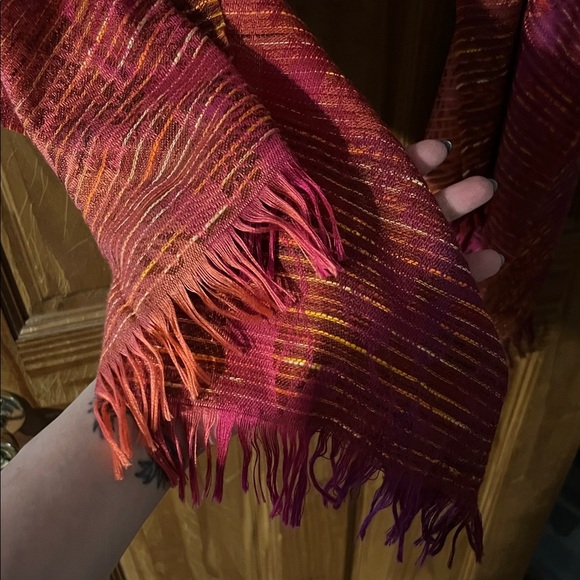 Vibrant Pink and Orange Pashmina - Picture 4 of 4